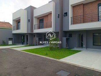 house em Rua Presidente Wilson, Uberaba - Curitiba - PR