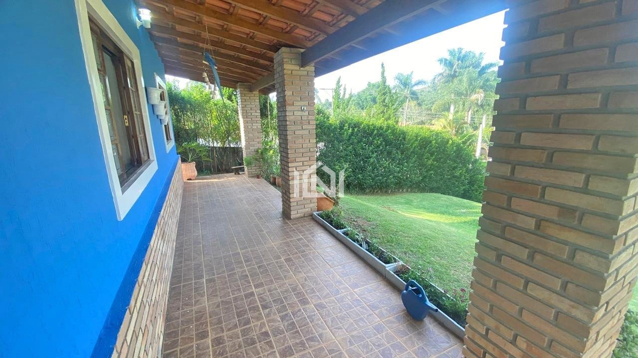 casa terrea a venda no condominio monte catine varanda