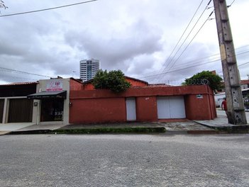 house em Rua Professor Nogueira, Parque Araxá - Fortaleza - CE