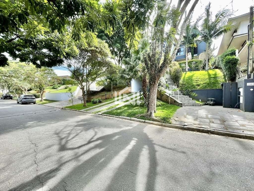 Casa a venda no condomínio Euroville - fachada