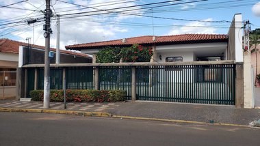 house em Rua 15 de Novembro, Centro - Pirassununga - SP