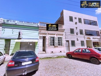 house em Rua Quinze de Novembro, Centro - Pelotas - RS