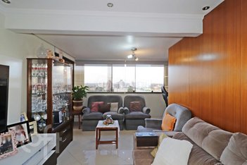 apartment em Rua Maestro Salvador Campanella, Jardim Itu - Porto Alegre - RS
