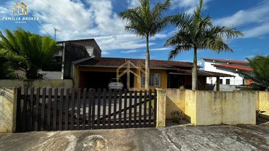house em Travessa Dona Cuchinha, Centro - Balneário Piçarras - SC