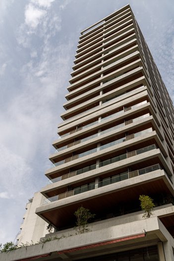 apartment em Rua Jerônimo da Veiga, Jardim Europa - São Paulo - SP