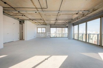 apartment em Avenida Hélio Pellegrino, Vila Nova Conceição - São Paulo - SP