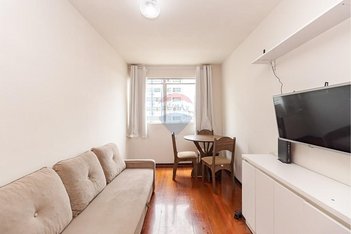 apartment em Rua Mariano Torres, Centro - Curitiba - PR