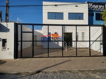 commercial_building em Rua Três de Abril, Centro - Jacareí - SP