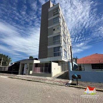 apartment em Rua Antonio Zimmermann, Itacolomi - Balneário Piçarras - SC