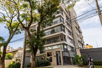 apartment em Rua José Cadilhe, Água Verde - Curitiba - PR