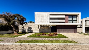 house em Avenida Francisco Gulin, Santa Felicidade - Curitiba - PR