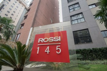 apartment em Rua Governador Agamenon Magalhães, Cristo Rei - Curitiba - PR