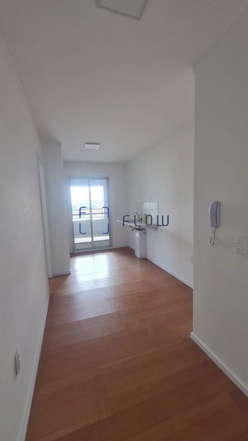 apartment em Rua Camburiú, Vila Ipojuca - São Paulo - SP