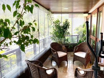 apartment em Rua Luzitana, Higienópolis - Porto Alegre - RS