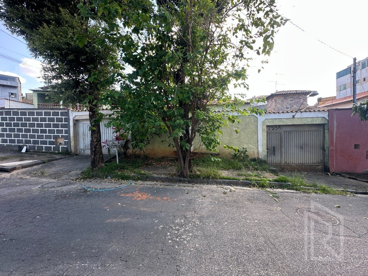 Casa com 3 quartos — Planalto, Belo Horizonte