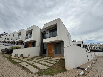 house em Estrada Fernando Nobre, Parque Rincão - Cotia - SP