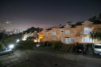 house em Avenida Guilherme Giorgi, Vila Carrão - São Paulo - SP