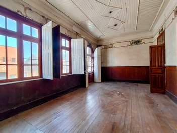 commercial_building em General Osório, Centro - Pelotas - RS