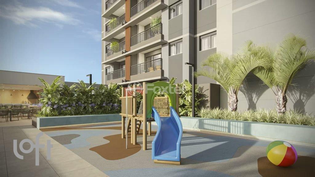 playground-com-escorregador-e-estrutura-de-madeira