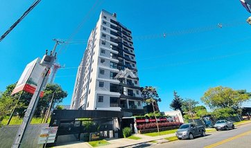 apartment em Rua Urbano Lopes, Cristo Rei - Curitiba - PR
