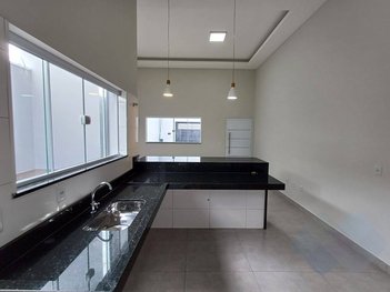 house em Rua Ricardo Alpidio Sarzi, Residencial Ouro Verde - Botucatu - SP