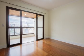 apartment em Rua Bueno Brandão, Vila Nova Conceição - São Paulo - SP