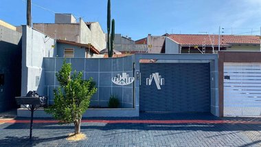 house em Rua José Valério de Souza Irmão, Califórnia - Londrina - PR