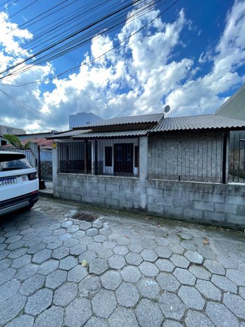 house em Servidão Manoel Laureano dos Santos, Ingleses do Rio Vermelho - Florianópolis - SC
