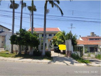 house em Rua Doutor Manoel Francisco Ferreira Correia, Portão - Curitiba - PR