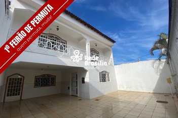 house em QNC 14, Taguatinga Centro (Taguatinga) - Brasília - DF