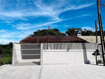 house em Rua São José dos Pinhais, Guaratuba - Guaratuba - PR