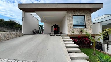 house em Avenida Doutor Félix Guisard Filho, Monte Belo - Taubaté - SP