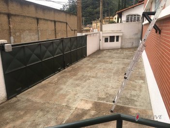 industrial em Rua José Timóteo Caldara, Itamarati - Petrópolis - RJ
