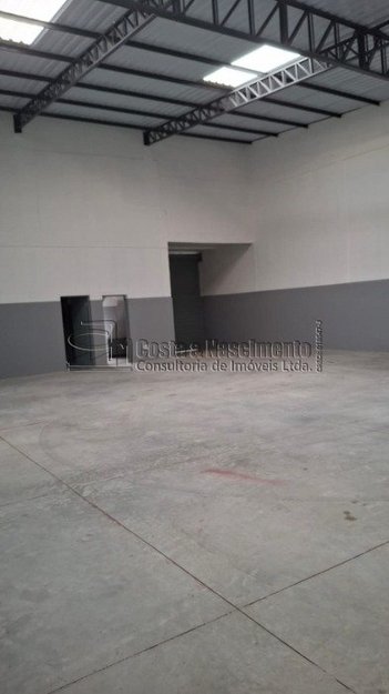 industrial em Avenida Dona Ruyce Ferraz Alvim, Vila Nogueira - Diadema - SP