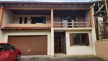 house em Avenida Ipê, Vila Jardim - Porto Alegre - RS