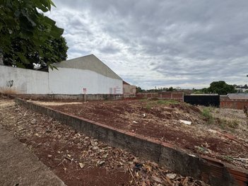 land_lot em Rua Angelina Maria da Silva, Jardim São Clemente - Maringá - PR