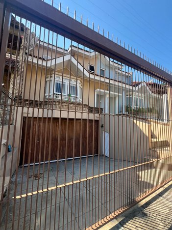house em Rua Dona Adda Mascarenhas de Moraes, Jardim Itu - Porto Alegre - RS