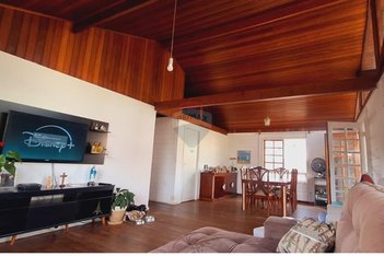 house em Rua Américo Piola, Horto Santo Antonio - Jundiaí - SP