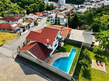 house em Rua José Vanzuiten, Centro - Gaspar - SC