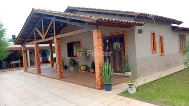 house em Rua Valença, Goufe IV (Águas Claras) - Viamão - RS
