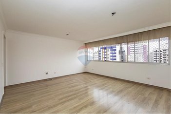 apartment em Rua Palmeiras, Água Verde - Curitiba - PR