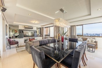 apartment em Rua Tito Lívio Zambecari, Mont Serrat - Porto Alegre - RS