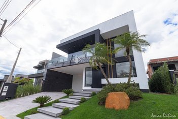 house em Rua Adolfo Inácio de Barcelos, Centro - Gravataí - RS