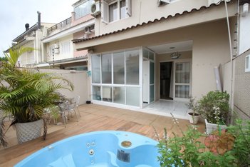 house em Rua Elias Bothome, Jardim Itu - Porto Alegre - RS