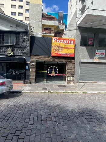 business em Avenida Júlio de Castilhos, São Pelegrino - Caxias do Sul - RS