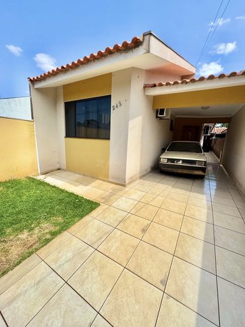 house em Rua Tiradentes, Vila Ipiranga - Maringá - PR