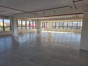 office em Avenida Rondon Pacheco, Tabajaras - Uberlândia - MG