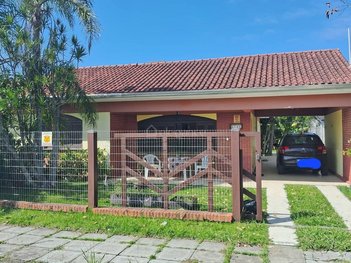 house em Rua Rio Comandaí, Centro - Xangri-Lá - RS