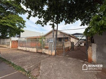 land_lot em Rua Augusto Birches Terrão, Centro - Sarandi - PR