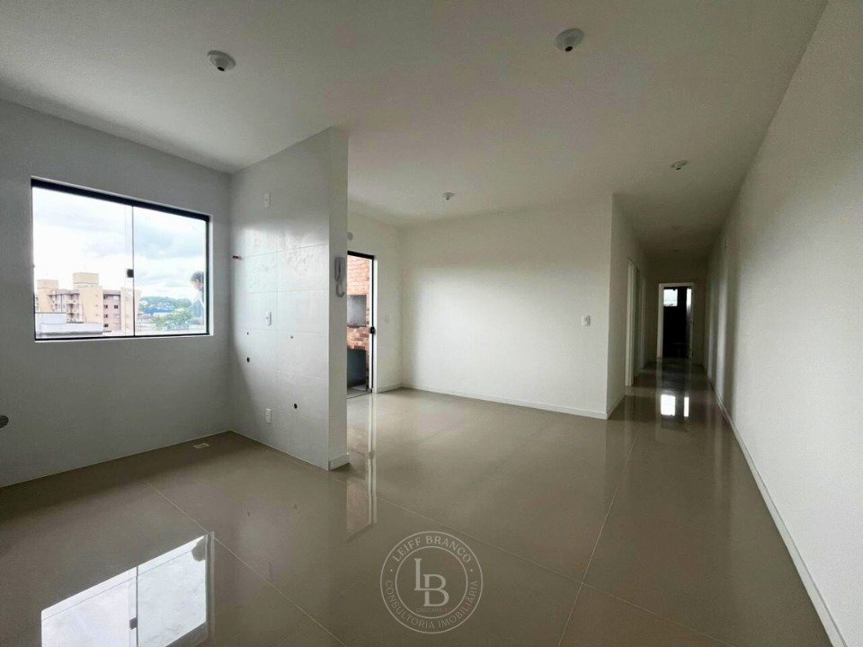 02 Apartamento _ Venda _ Iririu _ Joinville _ Santa Catarina _ Living